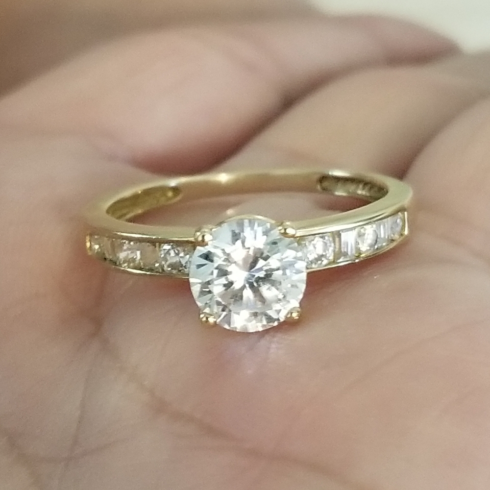 14k Gold Solataire CZ Engagement Ring